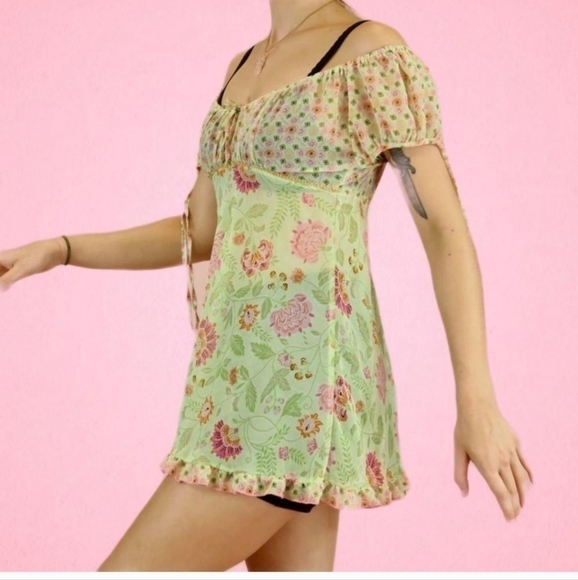 Seductive Wear by Cinema Exoile - Picture 2 of 9